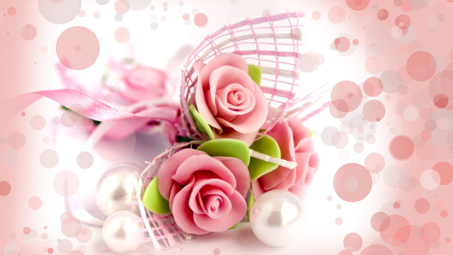 Pink rose bouquet pearls bow free wallpaper for desktop - medium preview image
