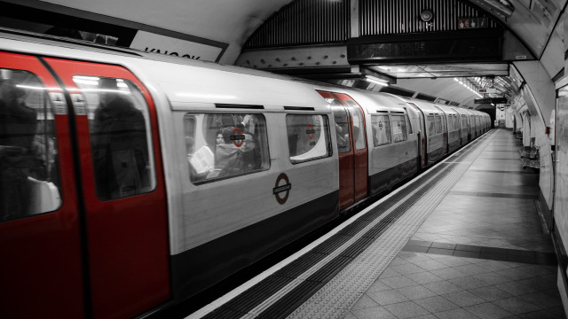Train station tiltshift motionblur spotcolor free wallpaper for desktop - medium preview image