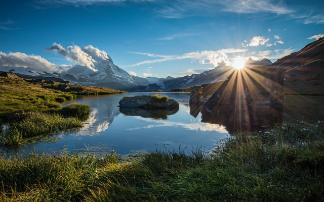 Lake mountains sunlight reflection nature free wallpaper for desktop - medium preview image