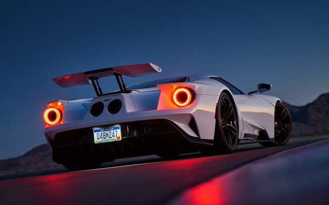 White sports car red taillight #2 free wallpaper for desktop - medium preview image