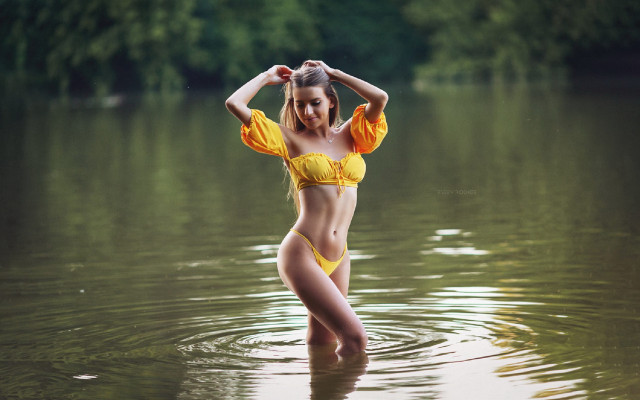 Woman yellow bikini lake eskter free wallpaper for desktop - medium preview image