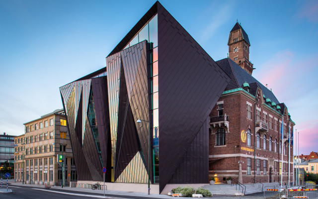 Large building triangular clock tower free wallpaper for desktop - medium preview image