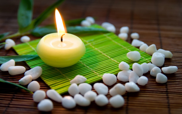 Candle bamboo mat white pills free wallpaper for desktop - medium preview image