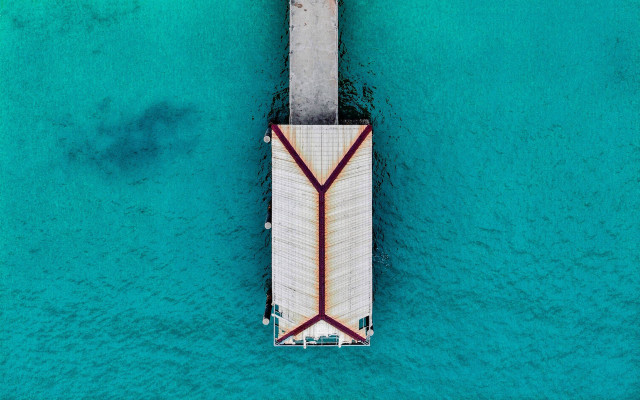 Docked boat pier minimalism award free wallpaper for desktop - medium preview image