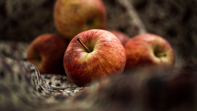 Apple bowl cloth blackwhite background free wallpaper for desktop - medium preview image