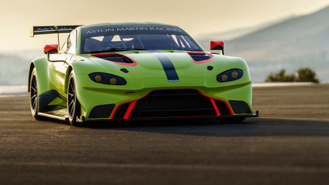 Green sports car race track #6 free wallpaper for desktop - medium preview image