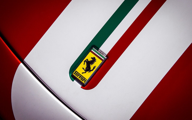 Ferrari badge red white green free wallpaper for desktop - medium preview image