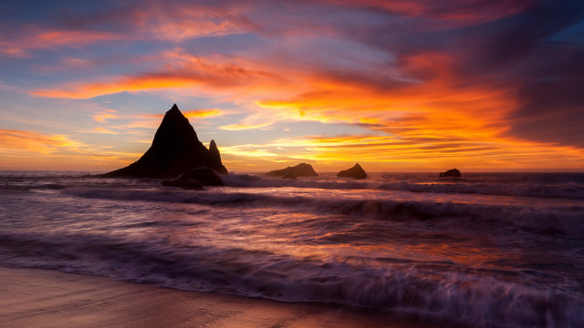 Sunset beach waves rock formation free wallpaper for desktop - medium preview image