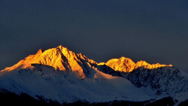 Mountain snow dusk fire sky free wallpaper for desktop - medium preview image