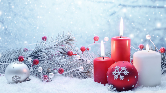 Candles snow pine christmas decorations free wallpaper for desktop - medium preview image