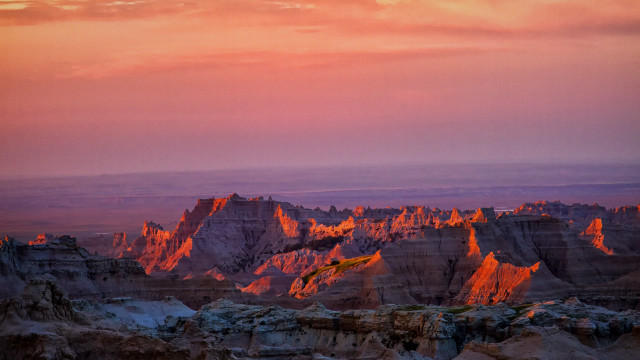 Sunset mountain range plane pink free wallpaper for desktop - medium preview image
