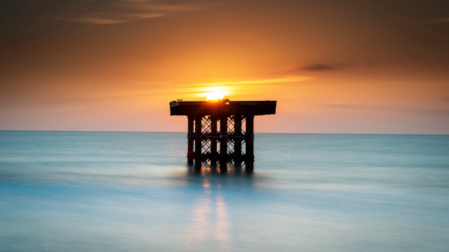 Pier sunset water reflection tilt free wallpaper for desktop - medium preview image