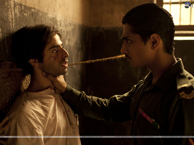 Man helping man collar room free wallpaper for desktop - medium preview image