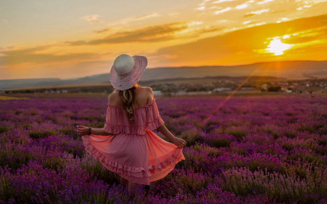Woman pink dress hat lavender free wallpaper for desktop - medium preview image