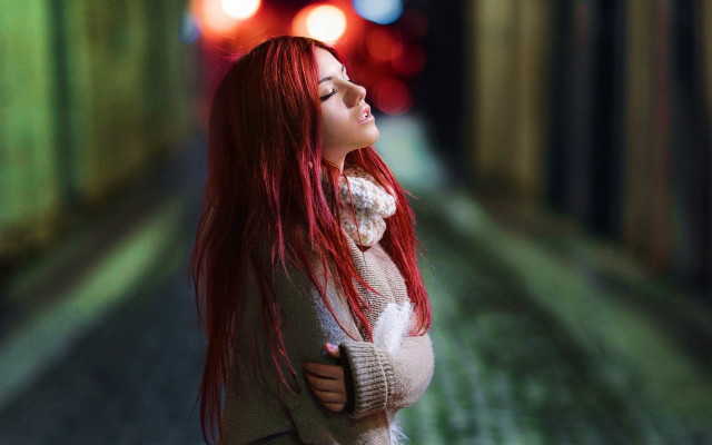 Red haired woman tunnel train free wallpaper for desktop - medium preview image