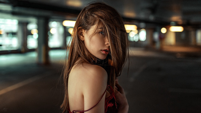 Woman long hair night portrait free wallpaper for desktop - medium preview image
