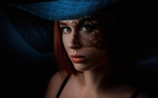 Woman hat blue dress portrait free wallpaper for desktop - medium preview image