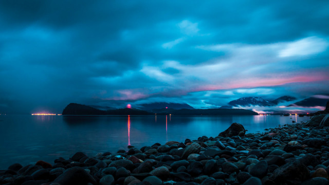 Rocky beach mountains night cloudy free wallpaper for desktop - medium preview image