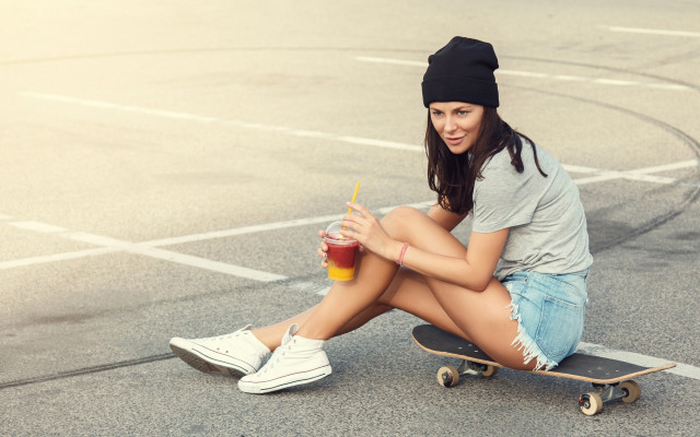 Girl skateboard beach drink hat free wallpaper for desktop - medium preview image