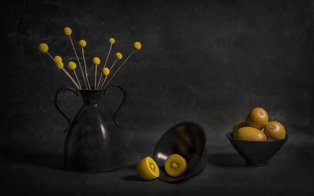 Black vase yellow flowers lemons free wallpaper for desktop - medium preview image