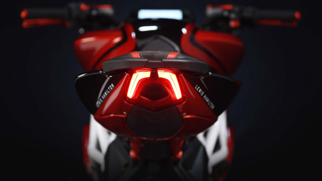 Red motorcycle closeup futurism rendering free wallpaper for desktop - medium preview image