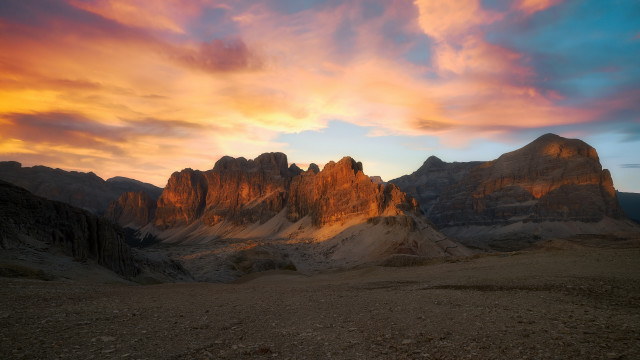 Mountain range sunset clouds romanesque free wallpaper for desktop - medium preview image