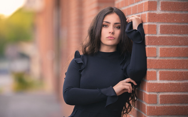 Elina karimova brick wall portrait #2 free wallpaper for desktop - medium preview image