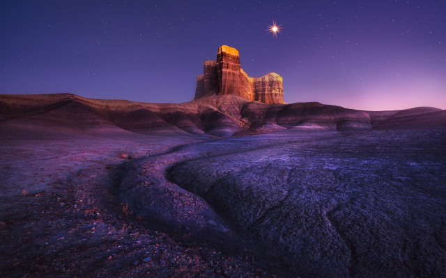 Desert mountain star aurora planet free wallpaper for desktop - medium preview image