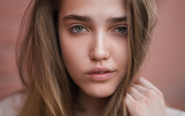 Woman greeneyes portrait echochernik photorealistic free wallpaper for desktop - medium preview image