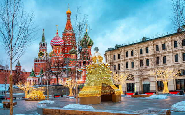 Large building clock tower cityscape #3 free wallpaper for desktop - medium preview image