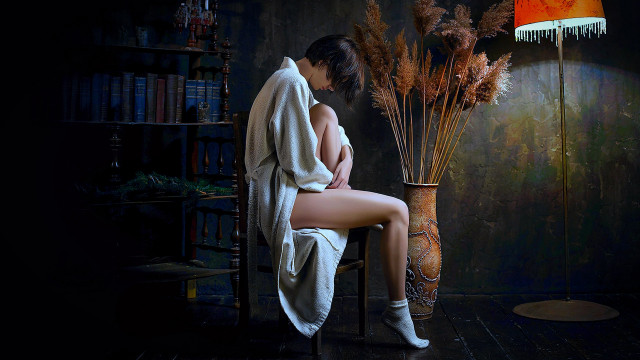 Woman sitting lamp flowers towel free wallpaper for desktop - medium preview image