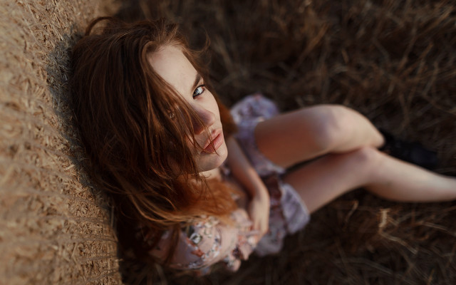 Anka zhuravleva blood injury blurry free wallpaper for desktop - medium preview image