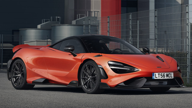 Orange sports car red sign free wallpaper for desktop - medium preview image