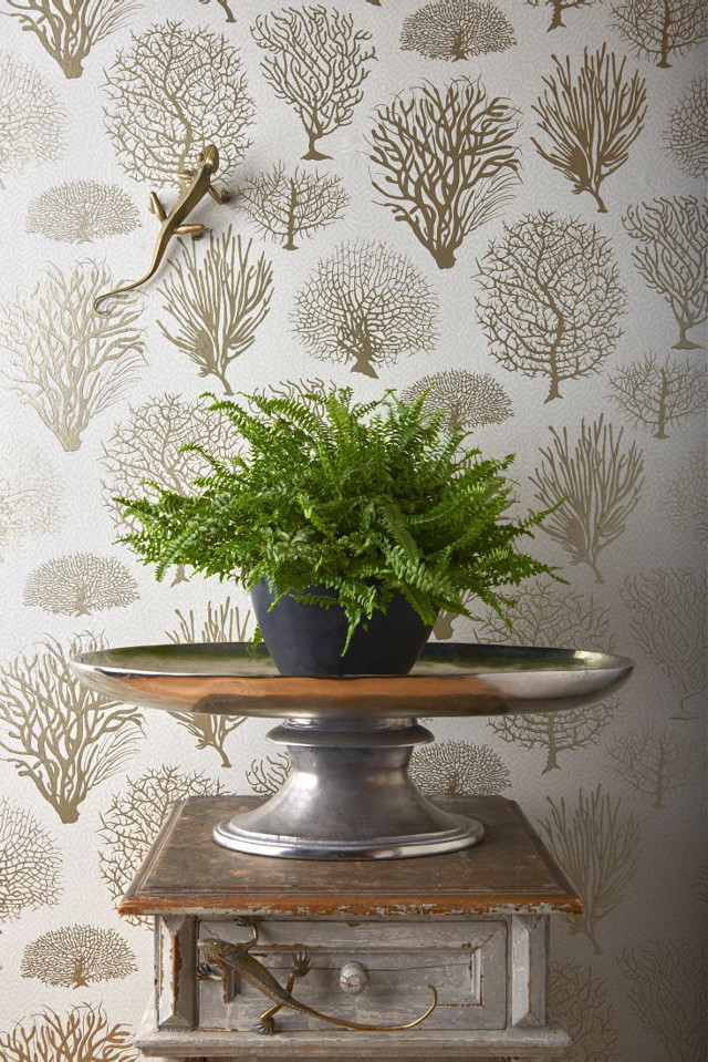 Potted plant metal tray table free wallpaper for mobile - medium preview image