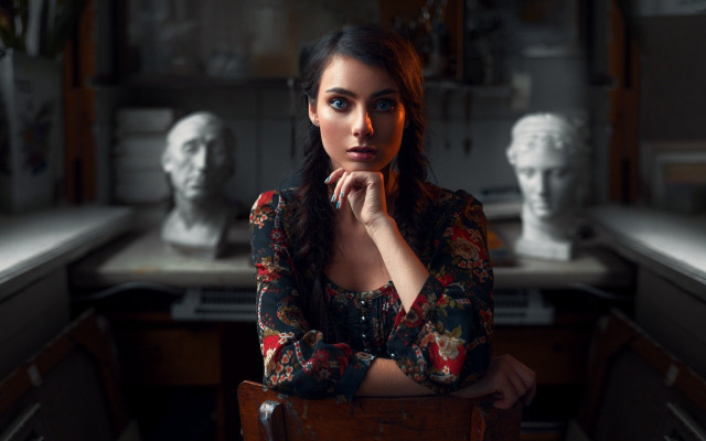 Woman sitting statues desk laptop free wallpaper for desktop - medium preview image