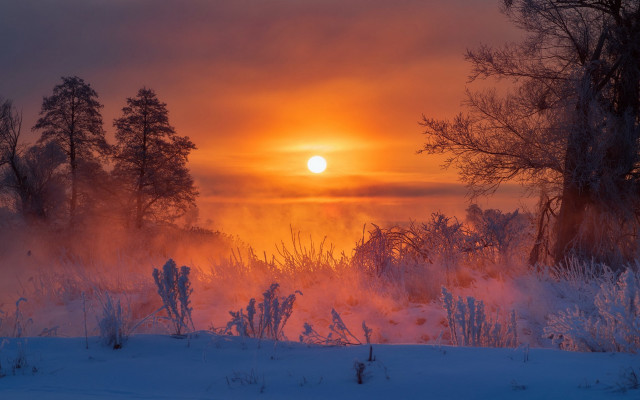 Sunset snowy field forests mountains free wallpaper for desktop - medium preview image