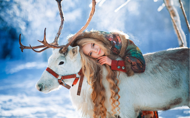 Young girl reindeer horns scarf free wallpaper for desktop - medium preview image