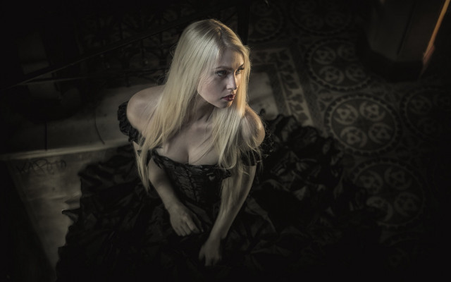 Blonde woman gothic black dress free wallpaper for desktop - medium preview image