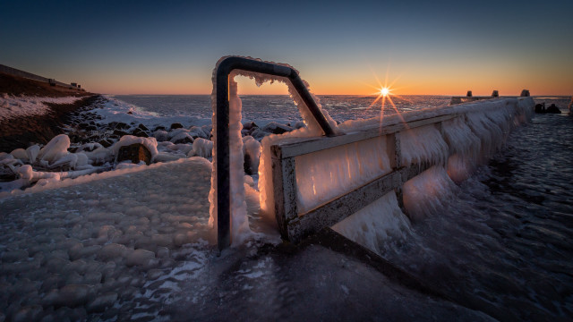 Bench snow water sunset sunshine free wallpaper for desktop - medium preview image