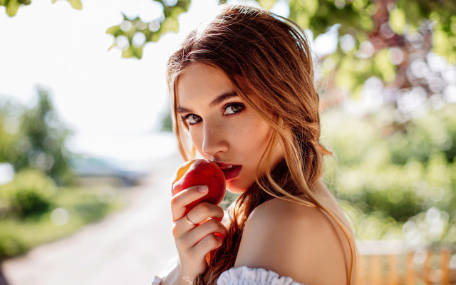 Eszter mattioni apple smile bokeh free wallpaper for desktop - medium preview image