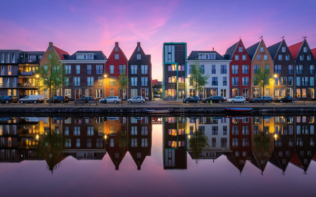 Dusk houses water boat cityscape free wallpaper for desktop - medium preview image