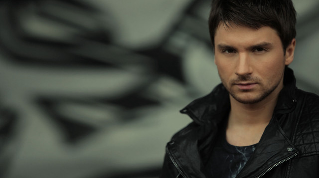 Man black jacket black shirt free wallpaper for desktop - medium preview image