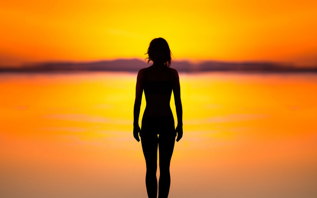 Woman beach sunset backlighting black free wallpaper for desktop - medium preview image