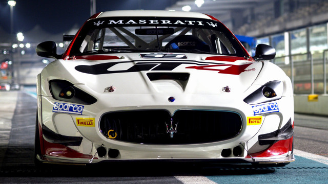 Maserati racing car night rim free wallpaper for desktop - medium preview image