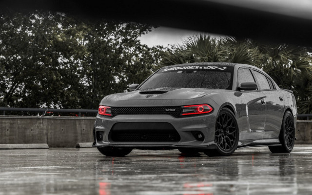 Grey car parking lot rain free wallpaper for desktop - medium preview image