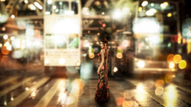 Woman bus night christmas bokeh free wallpaper for desktop - medium preview image