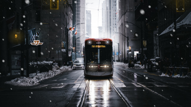 Bus snow night cityscape tiltshift free wallpaper for desktop - medium preview image