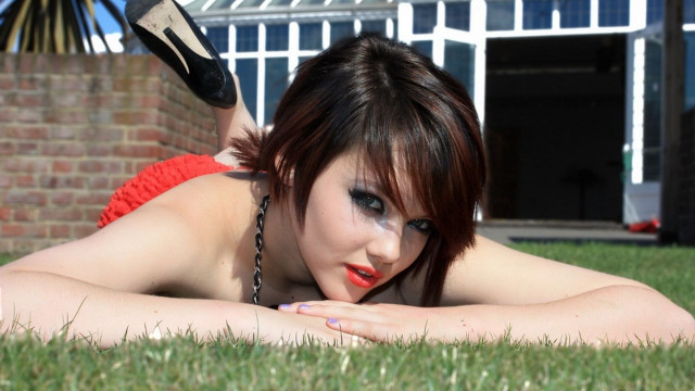 Woman grass shoe house portrait free wallpaper for desktop - medium preview image