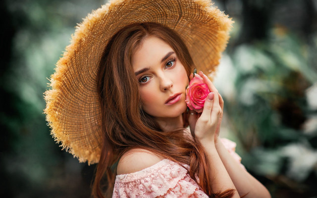 Woman hat flower serious photorealistic free wallpaper for desktop - medium preview image