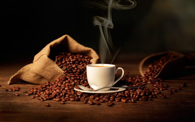 Coffee beans sack morning table free wallpaper for desktop - medium preview image